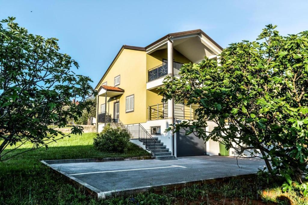 Apartments Lia-Jolie ウマグ エクステリア 写真